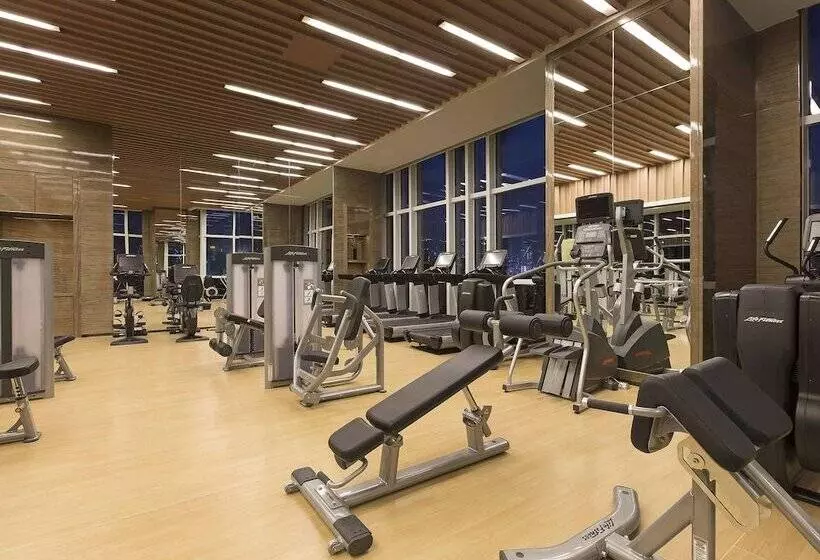 Отель Pullman Yantai Center