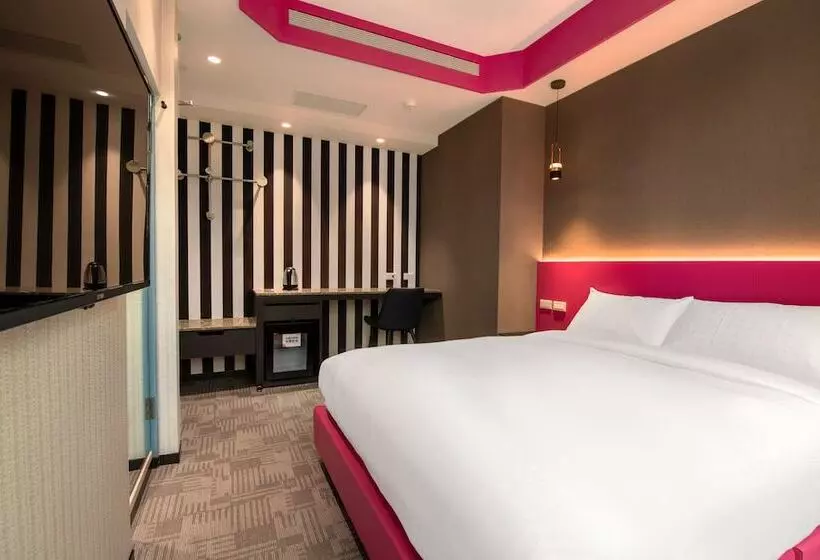 Royal Group Hotel Xiong Zhong Branch