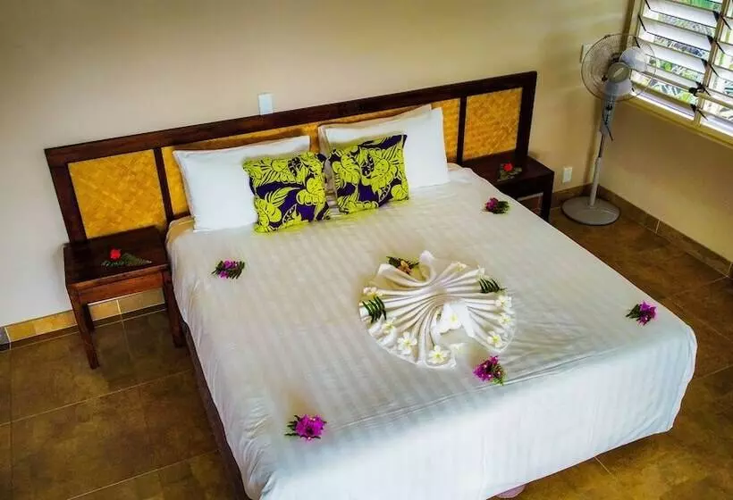 هتل Saletoga Sands Resorts