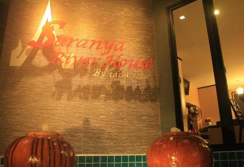 בית מלון כפרי Saranya River House สรัญญาริเวอร์เฮาส์