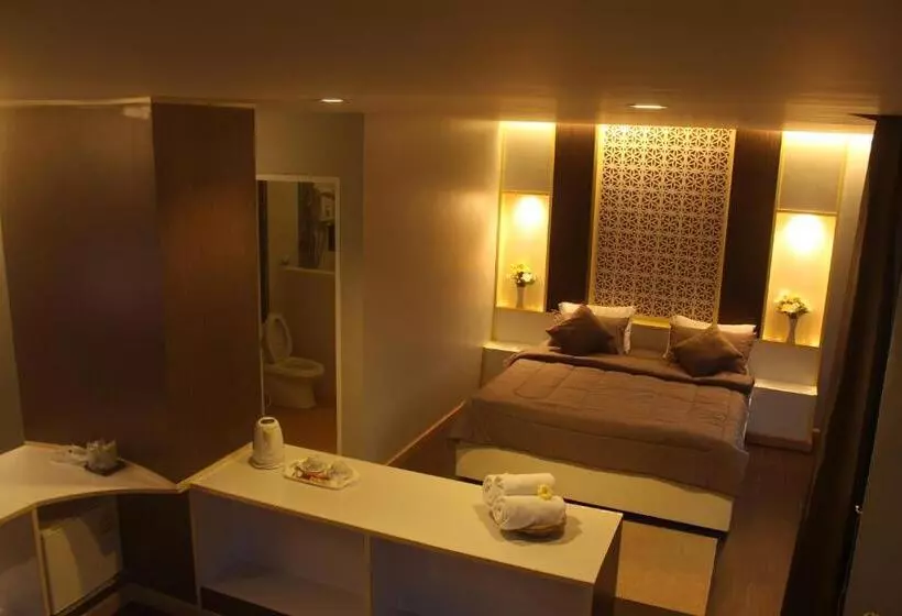 Szálloda Saranya River House สรัญญาริเวอร์เฮาส์