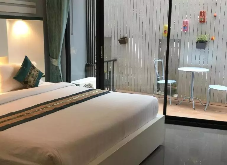 Szálloda Saranya River House สรัญญาริเวอร์เฮาส์