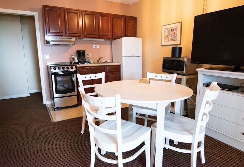 فندق Seacastles Resort