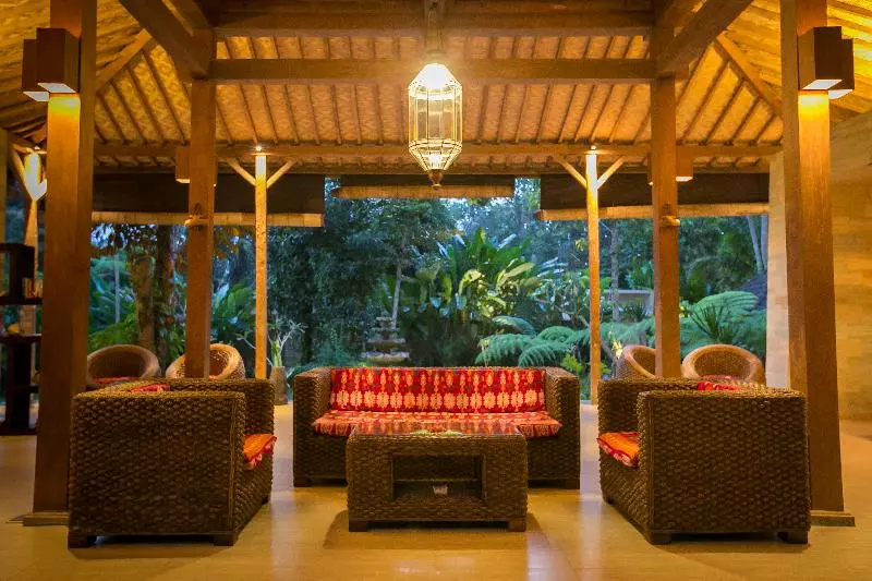 酒店 Senetan Villas And Spa Resort