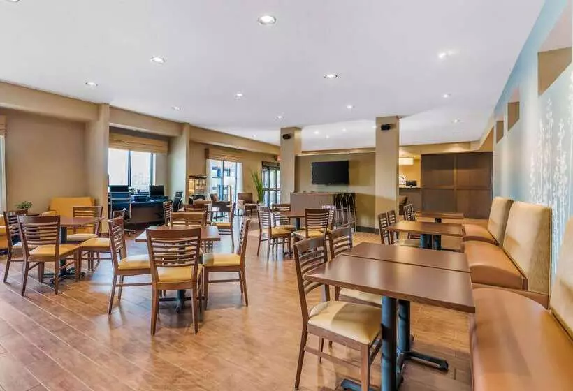 酒店 Sleep Inn & Suites Ames Near Isu Campus