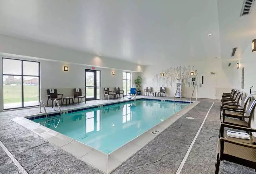 酒店 Sleep Inn & Suites Ames Near Isu Campus