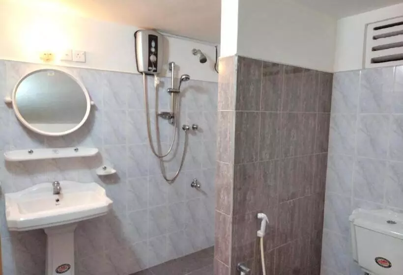 Пансион Avon Hikkaduwa Guest House