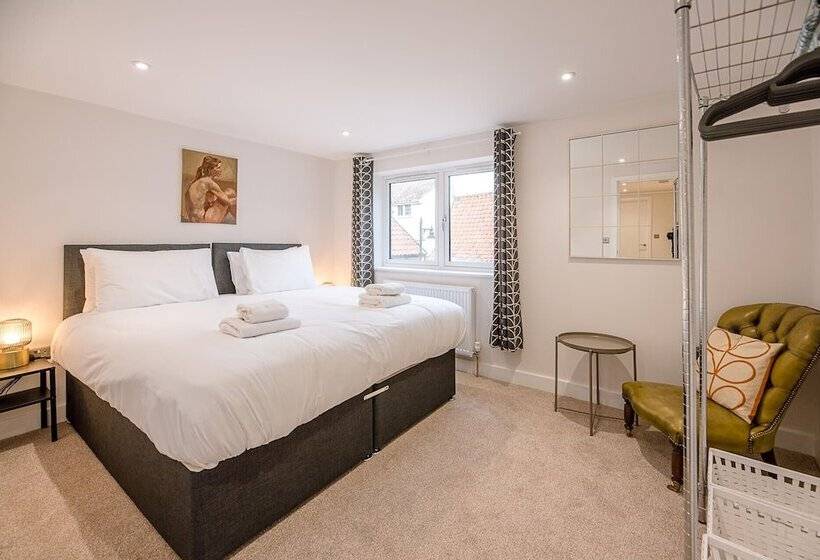 2 The Smithy, Saxmundham