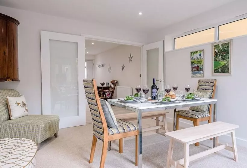 2 The Smithy, Saxmundham