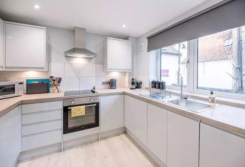 2 The Smithy, Saxmundham