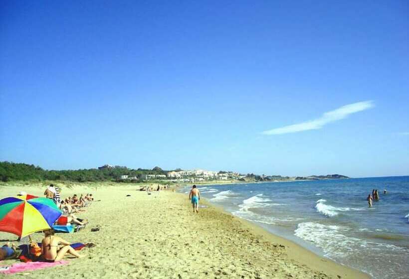 Antonios Village Hotel & Apartments