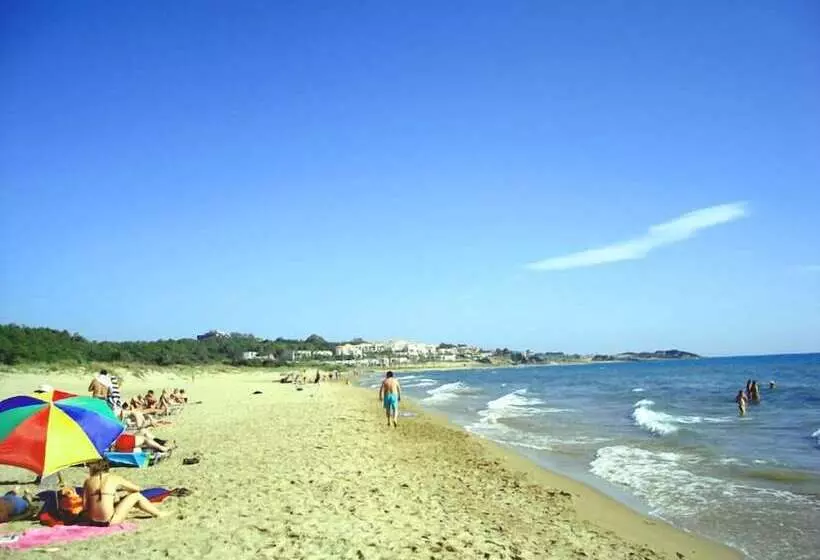 Antonios Village Hotel & Apartments