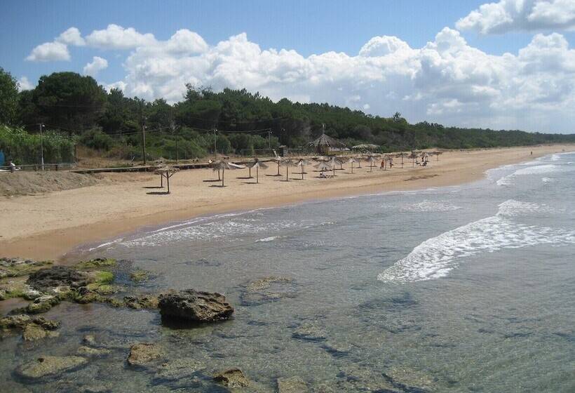 Antonios Village Hotel & Apartments