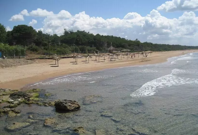 Antonios Village Hotel & Apartments