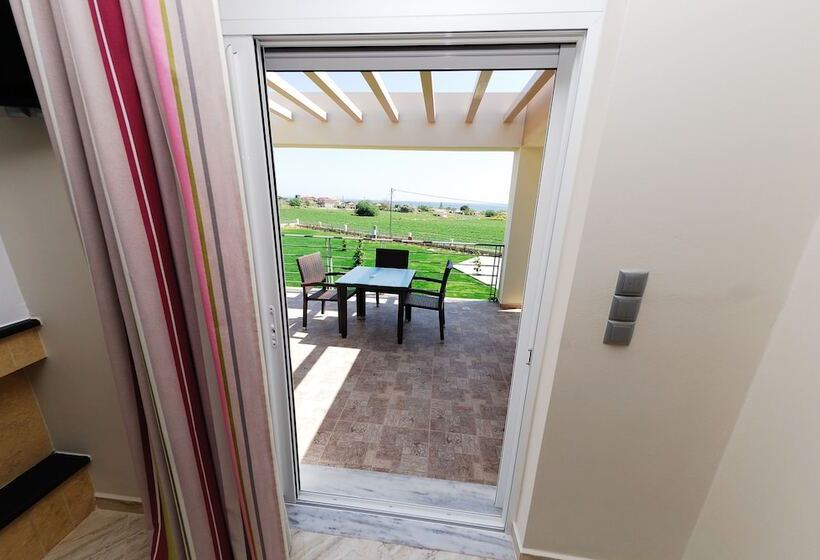 Antonios Village Hotel & Apartments