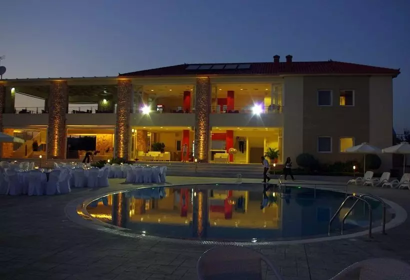 Antonios Village Hotel & Apartments