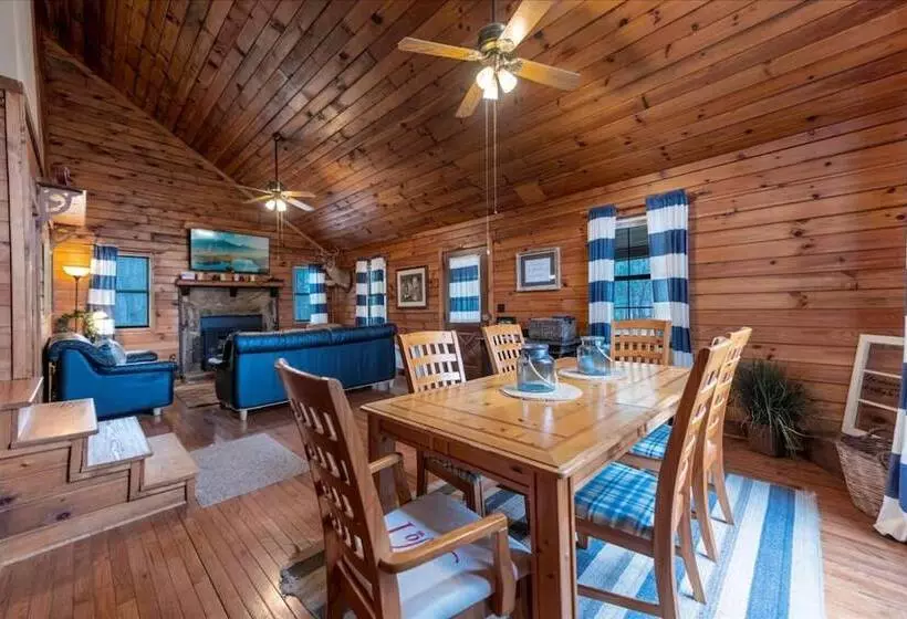 Bear Hug Lodge Charming Cabin In Coosawattee River Resort Pet Friendly