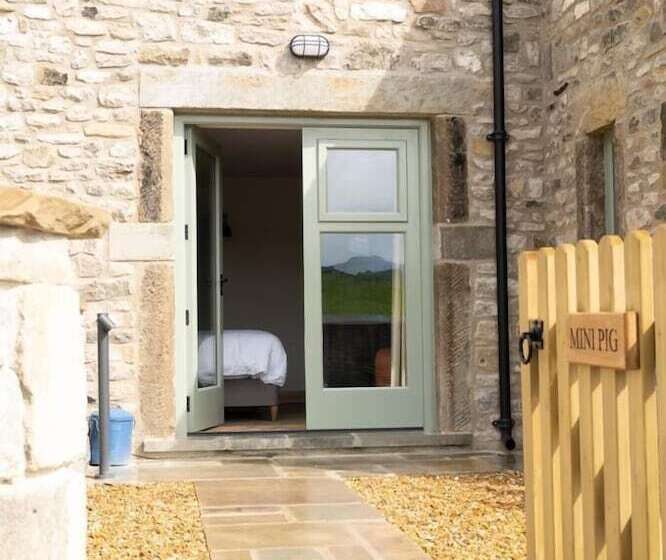 住宿加早餐  The Blind Bull