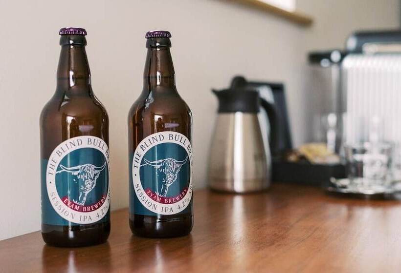 住宿加早餐  The Blind Bull