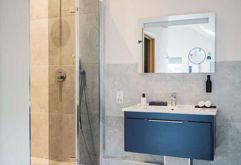 住宿加早餐  The Blind Bull