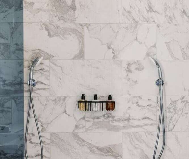 住宿加早餐  The Blind Bull