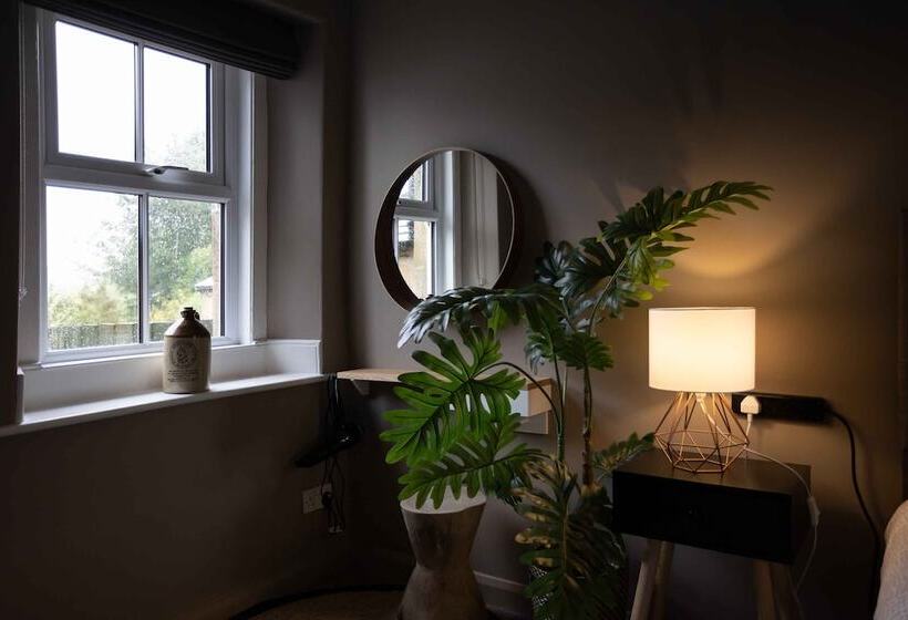 Cosy, Tranquil, Fully Equipped & Beautiful Garden