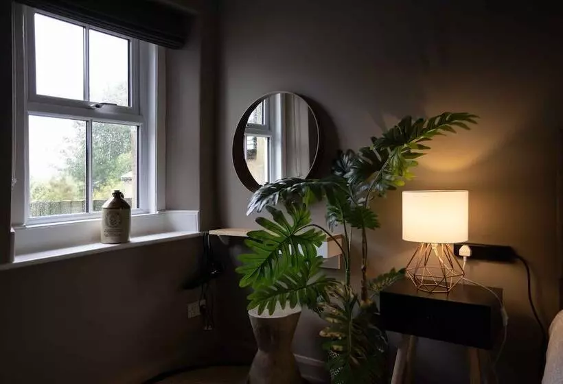 Cosy, Tranquil, Fully Equipped & Beautiful Garden