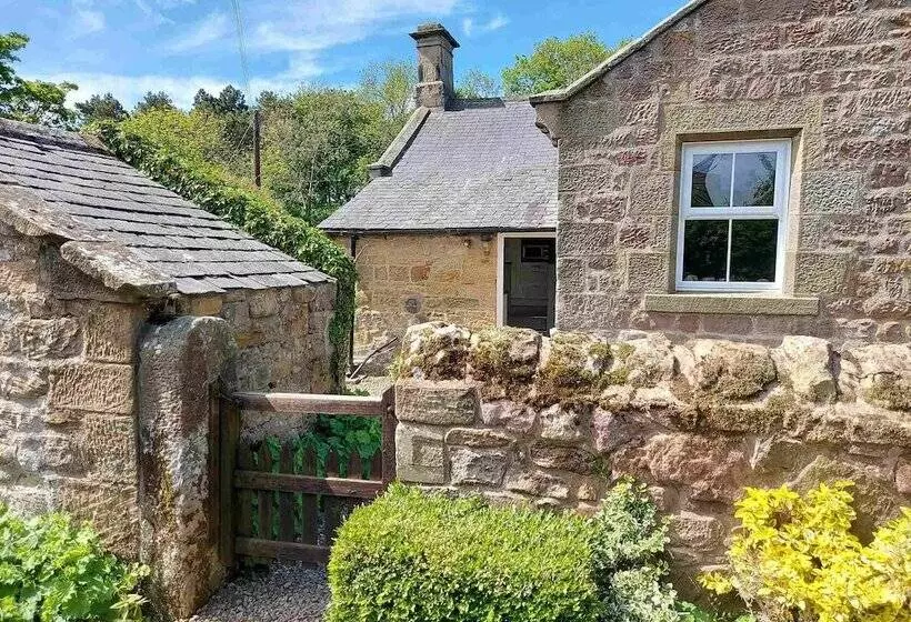 Cosy, Tranquil, Fully Equipped & Beautiful Garden