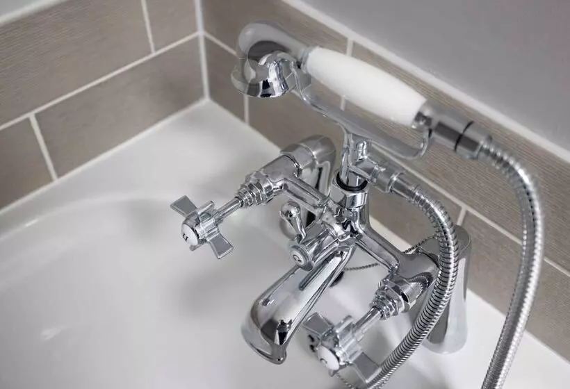 Cosy, Tranquil, Fully Equipped & Beautiful Garden