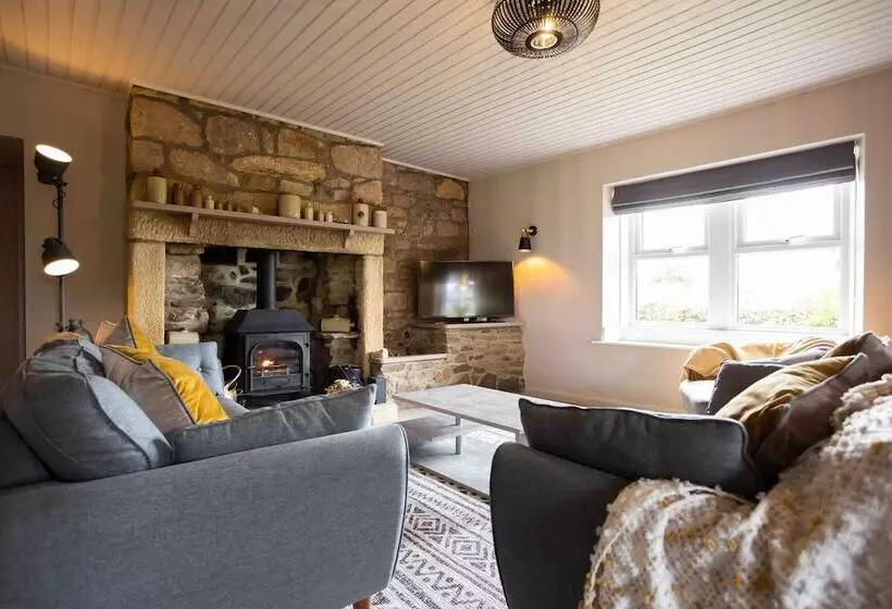 Cosy, Tranquil, Fully Equipped & Beautiful Garden