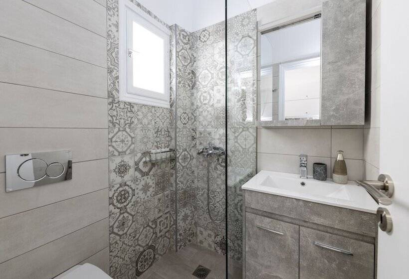 Eutuxia Rooms & Studios