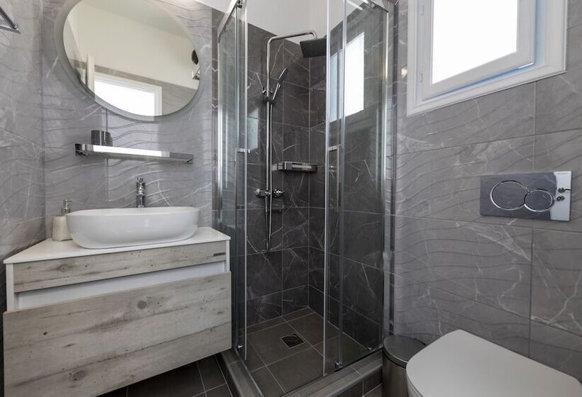 Eutuxia Rooms & Studios