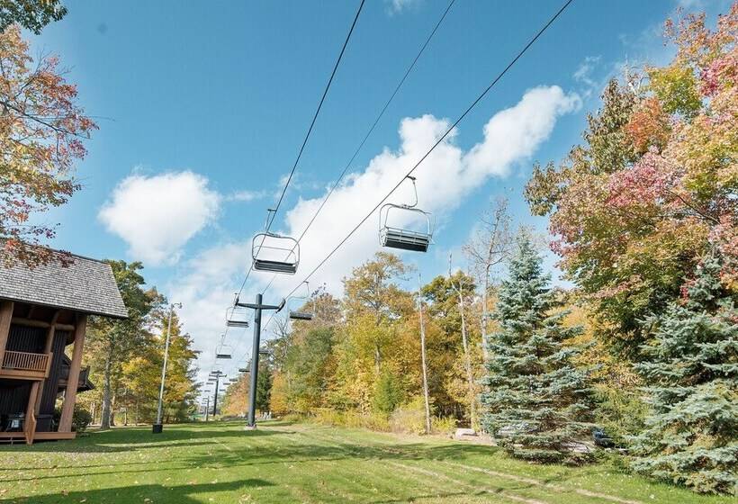 Glamping On The Mountain