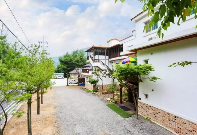 Goesan Morning Of Valley Pension