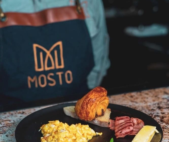 Отель Sexto By Icono