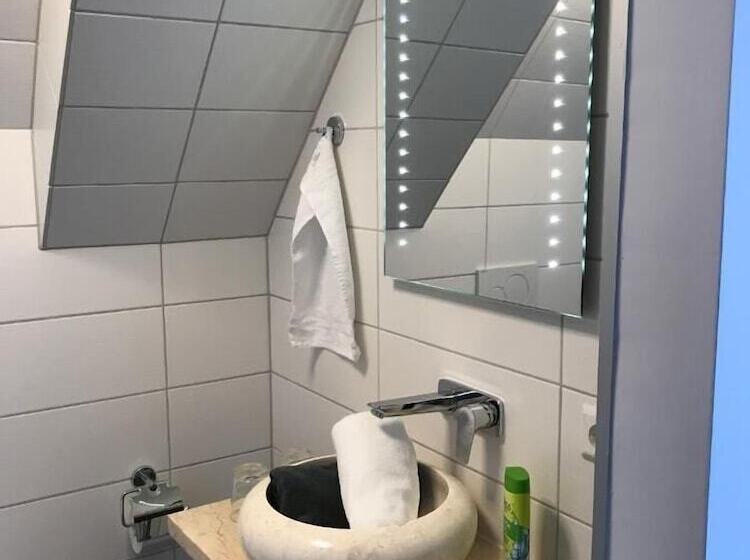 בית מלון כפרי Adler Ittendorf