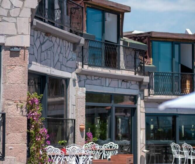 فندق Assos Troy Beach