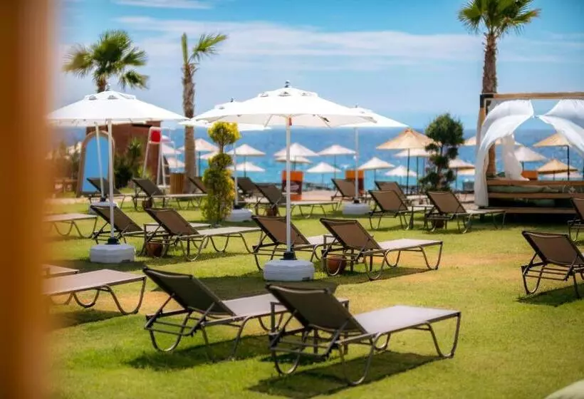 Hotelli Assos Troy Beach