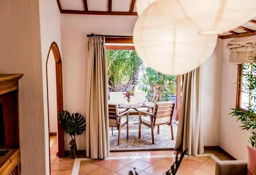 ホテル Bahía De ávalos