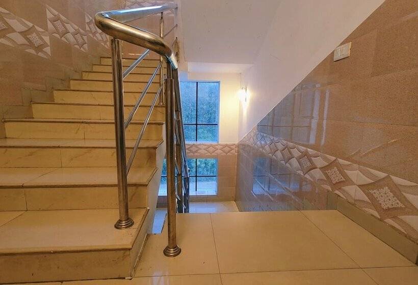 ホテル Lumino Karthika