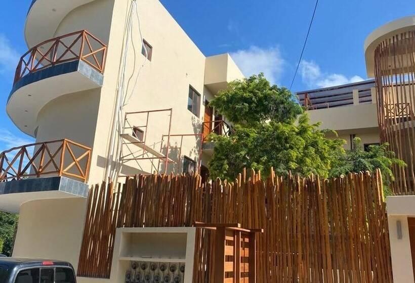 فندق Manglar Suites