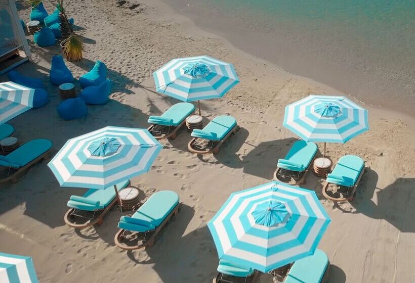 בית מלון כפרי Marty S Beachfront Apartments