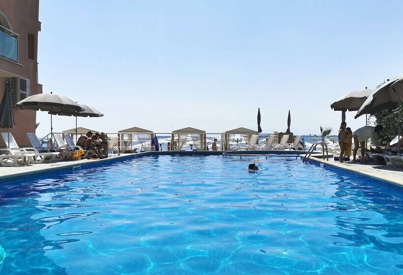 בית מלון כפרי Marty S Beachfront Apartments