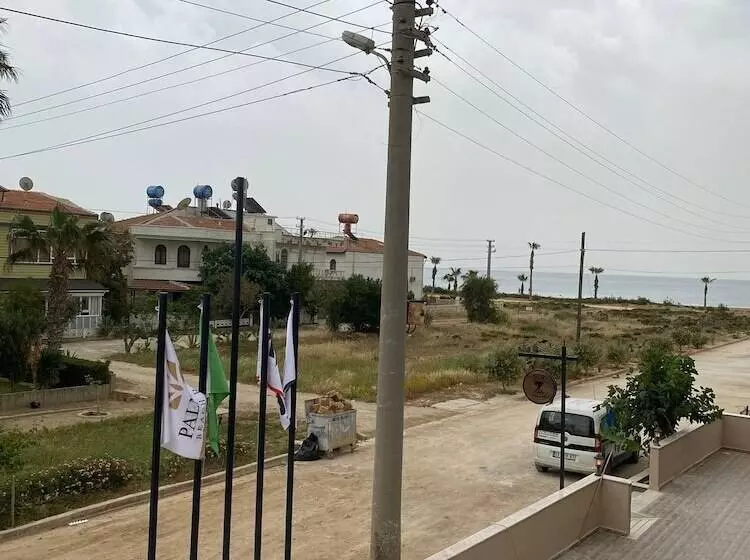 Hotelli Palmera Beach