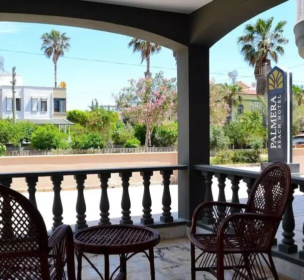 Hotelli Palmera Beach