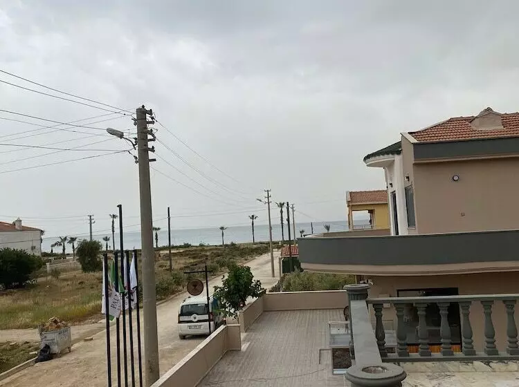 Hotelli Palmera Beach