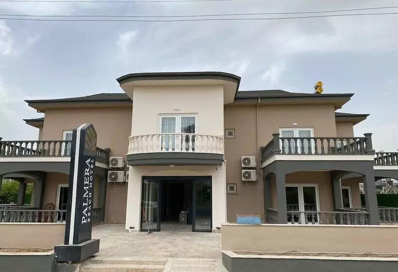 Hotelli Palmera Beach