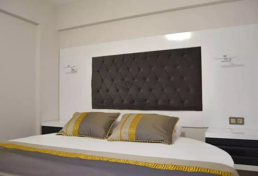 Hotelli Palmera Beach