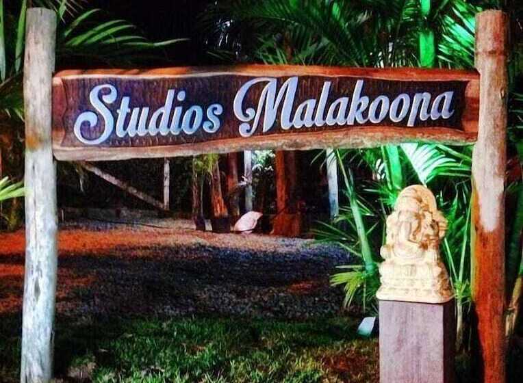 בית מלון כפרי Studios Malakoopa