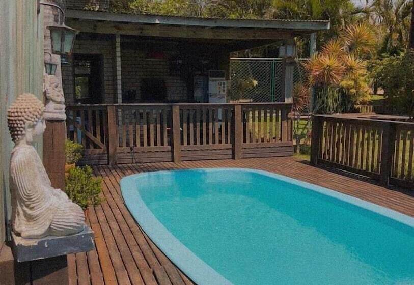 בית מלון כפרי Studios Malakoopa